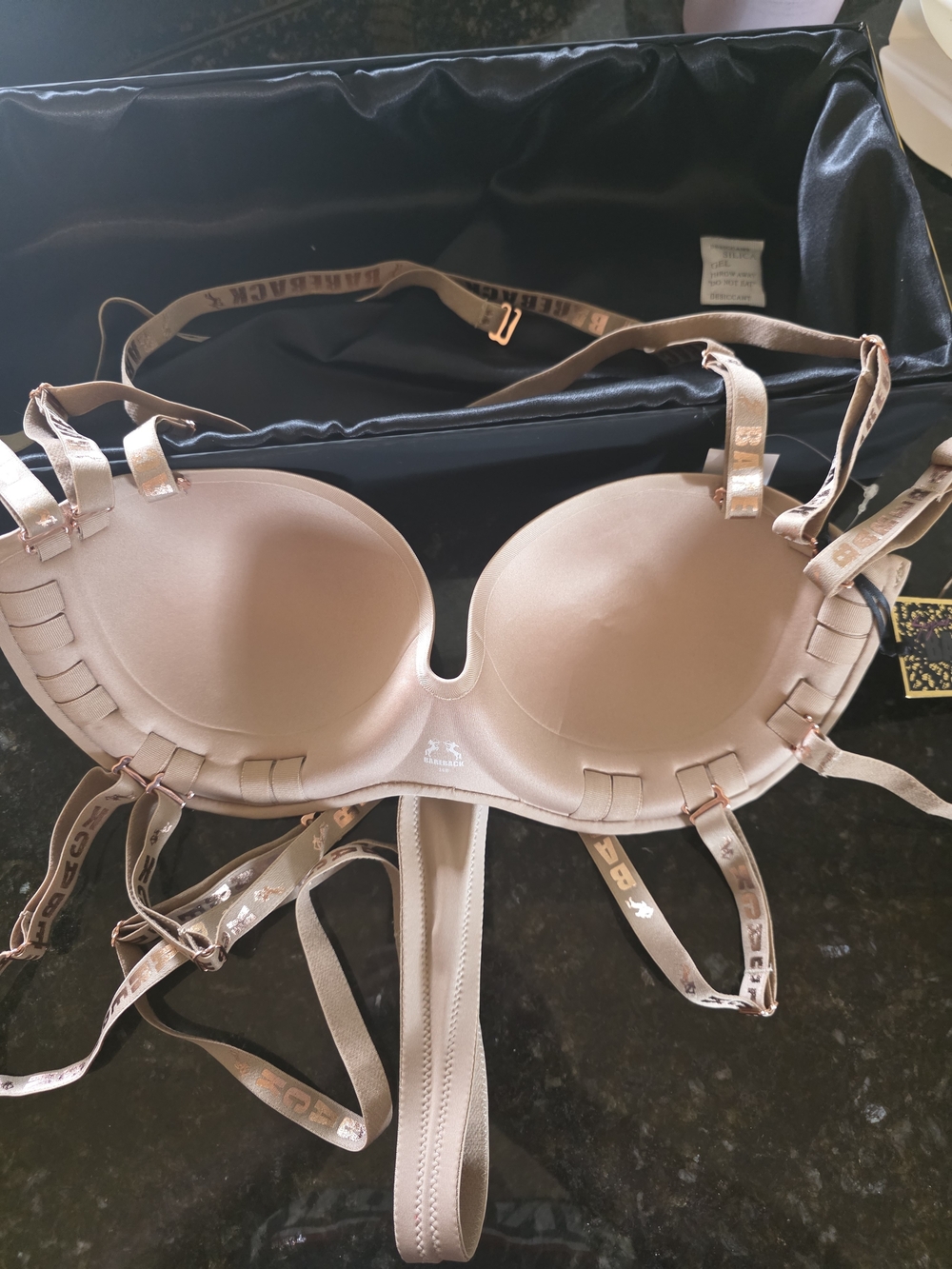 Strap-Accent Push-Up Bra in Nude